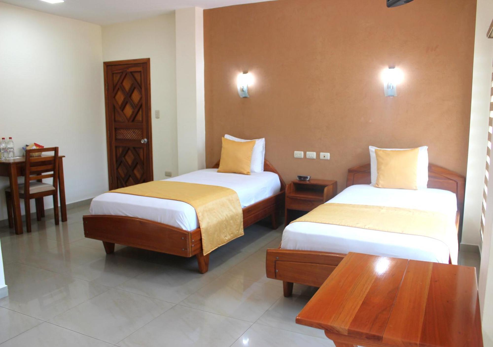 Hotel Flamingo Puerto Ayora  Ngoại thất bức ảnh